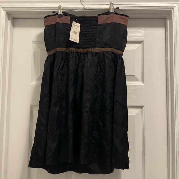 NWT Free people strapless black zipper front crinkle dress. Size 12. - Picture 7 of 14